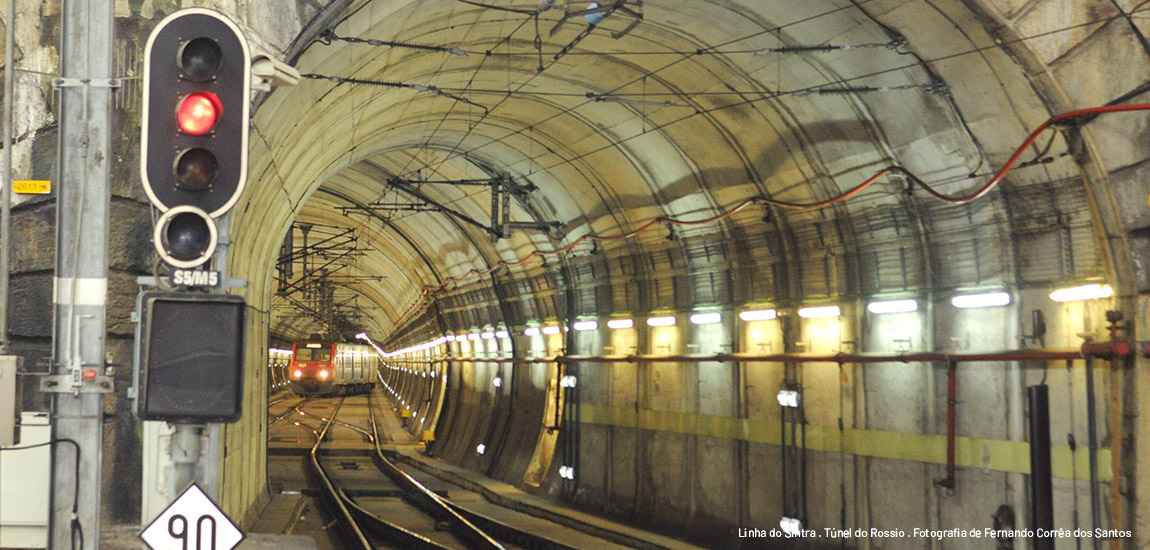 Linha de Sintra. Túnel do Rossio. Fotografia de Corrêa dos Santos