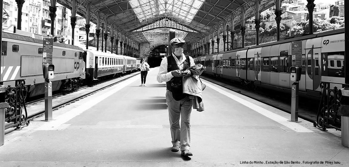 Linha do Minho. Estação de Porto - São Bento. Fotografia de Pires Isau